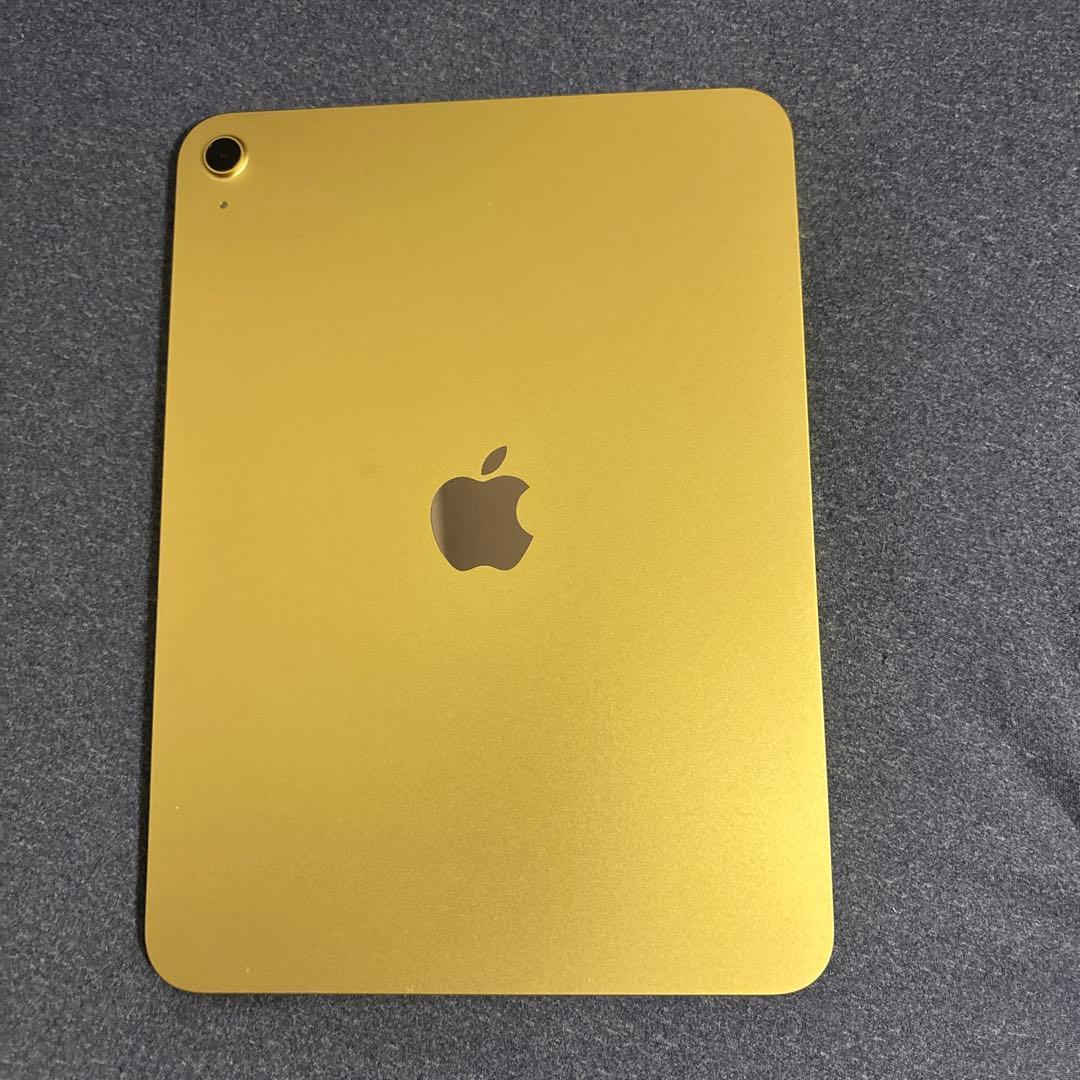 iPad A16 Wi-Fiモデル 128GB ほぼ未使用品　ケース２つ付き