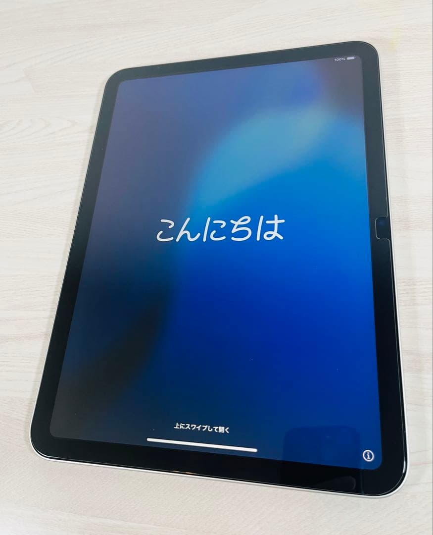 iPad 第11世代 (A16) 128GB シルバー本体＋ケースセット