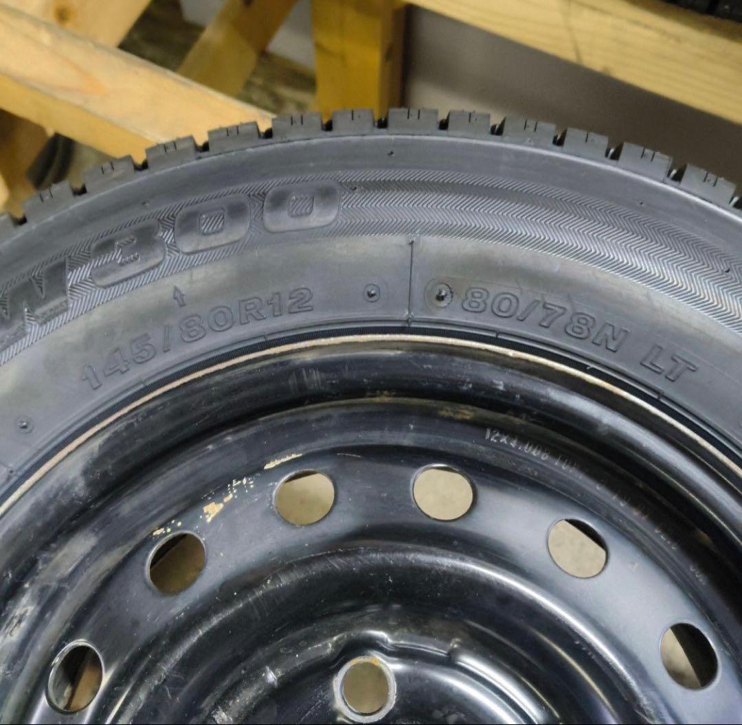 スタッドレス　12インチ　ホイール付き145/80r12 BRIDGESTONE