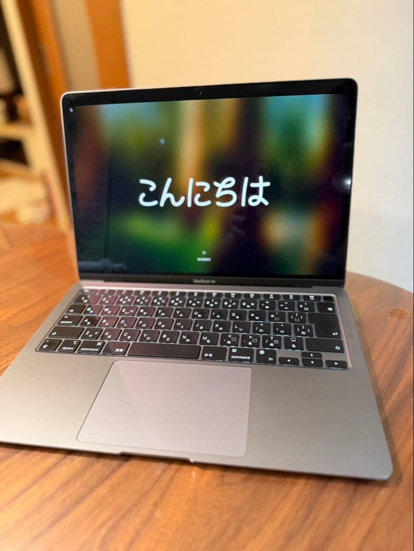 スペースグレー MacBook Air 本体
