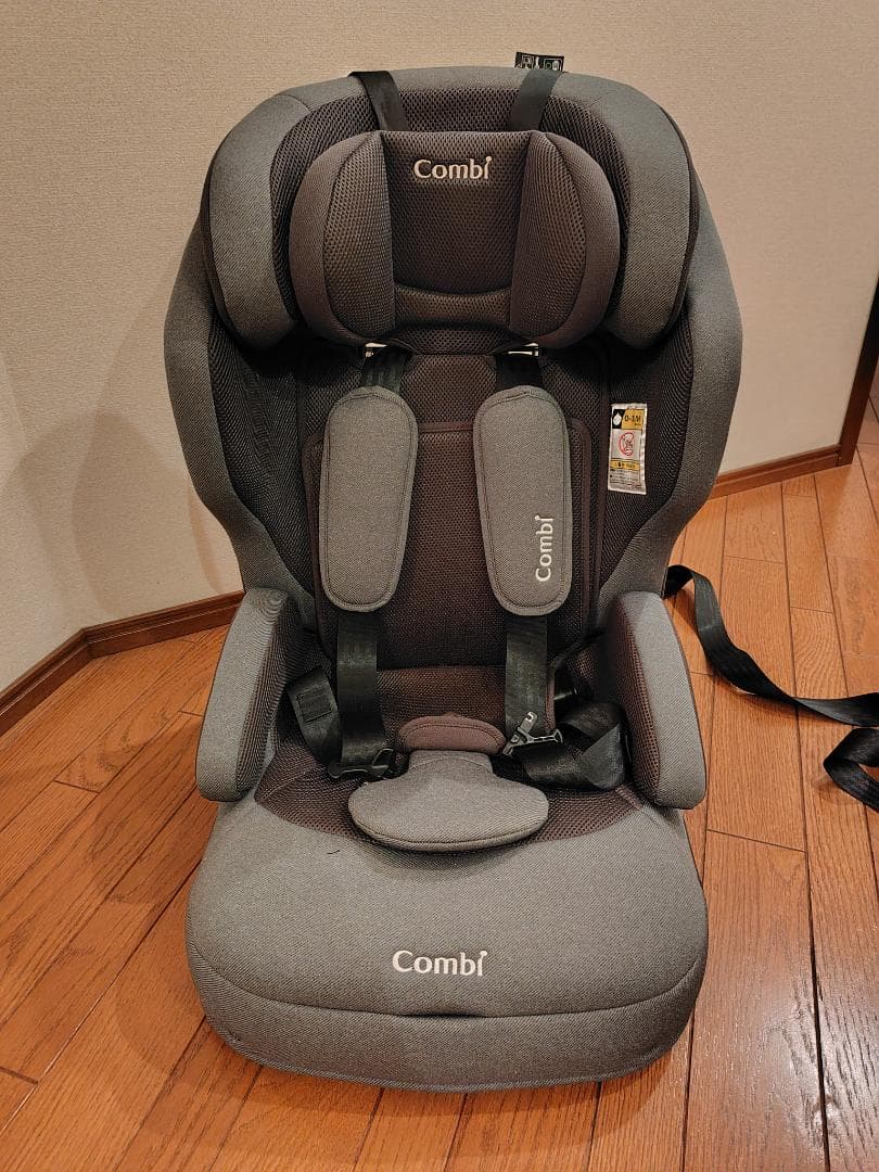 かっち　美品　コンビ ジョイトリップアドバンスISOFIX エッグショック