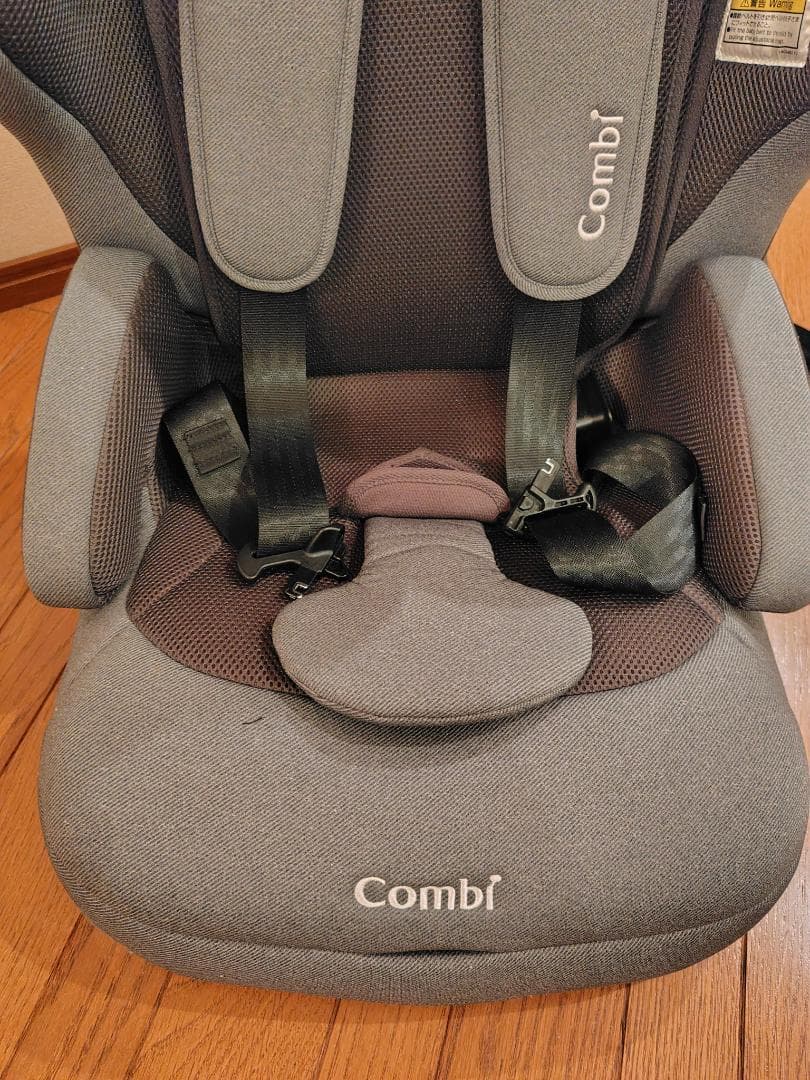 かっち　美品　コンビ ジョイトリップアドバンスISOFIX エッグショック