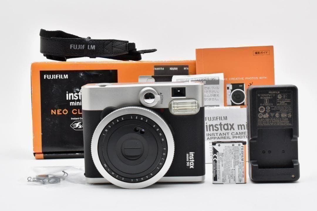フジフィルム　FUJIFILM instax mini 90　ブラック