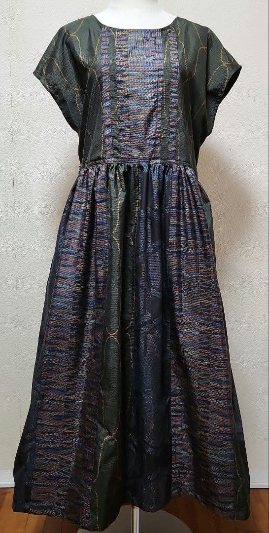 正絹3種類の7マルキ大島紬リメイクフレンチスリ－ブパッチワークジャンパースカート