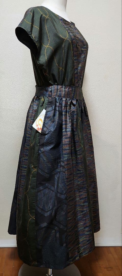 正絹3種類の7マルキ大島紬リメイクフレンチスリ－ブパッチワークジャンパースカート