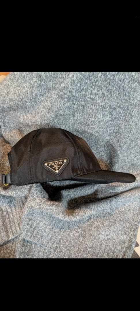 PRADA プラダ キャップ 黒 トライアングルロゴ ユニセックス