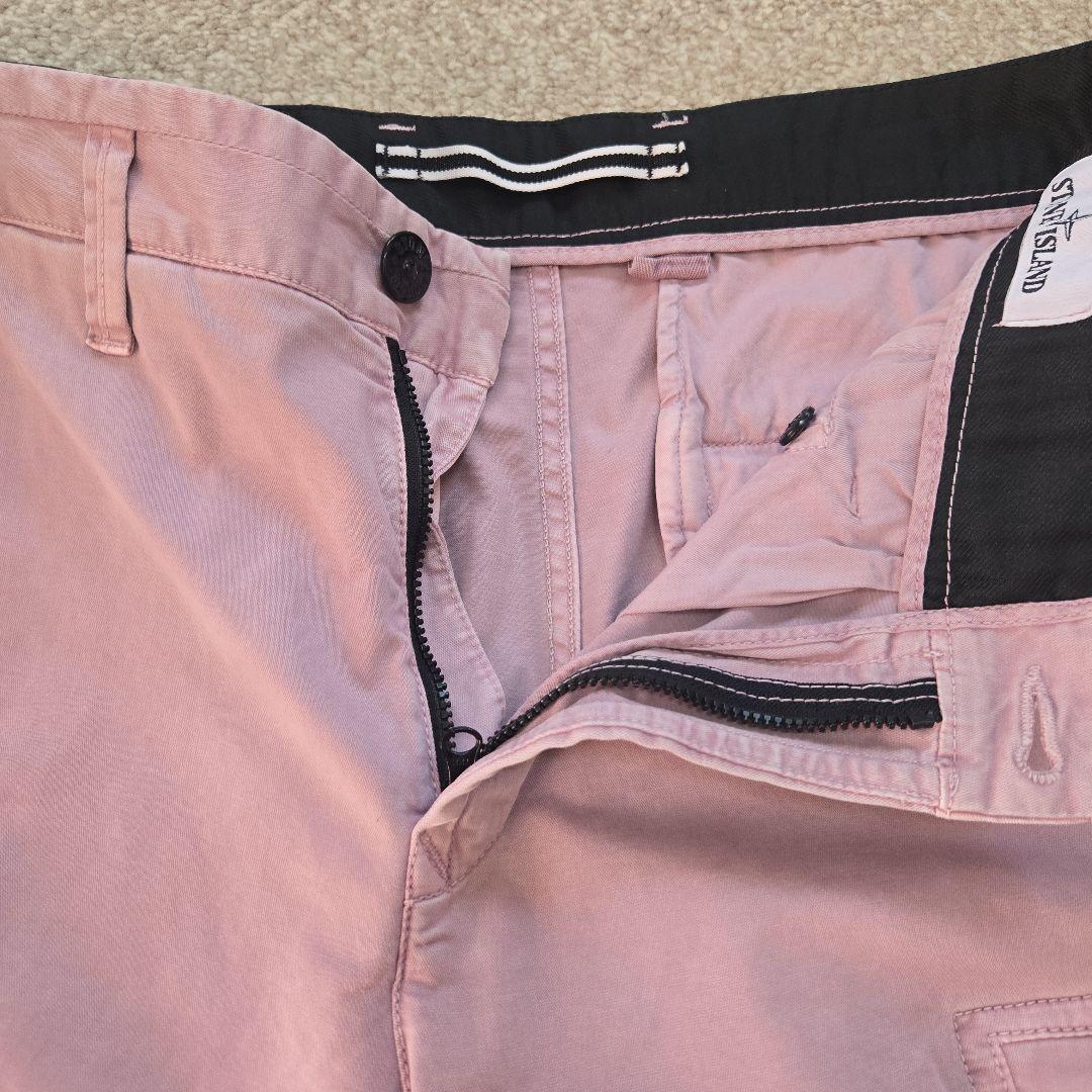 未使用品【STONE /ストーンアイランド 】ショートパンツ