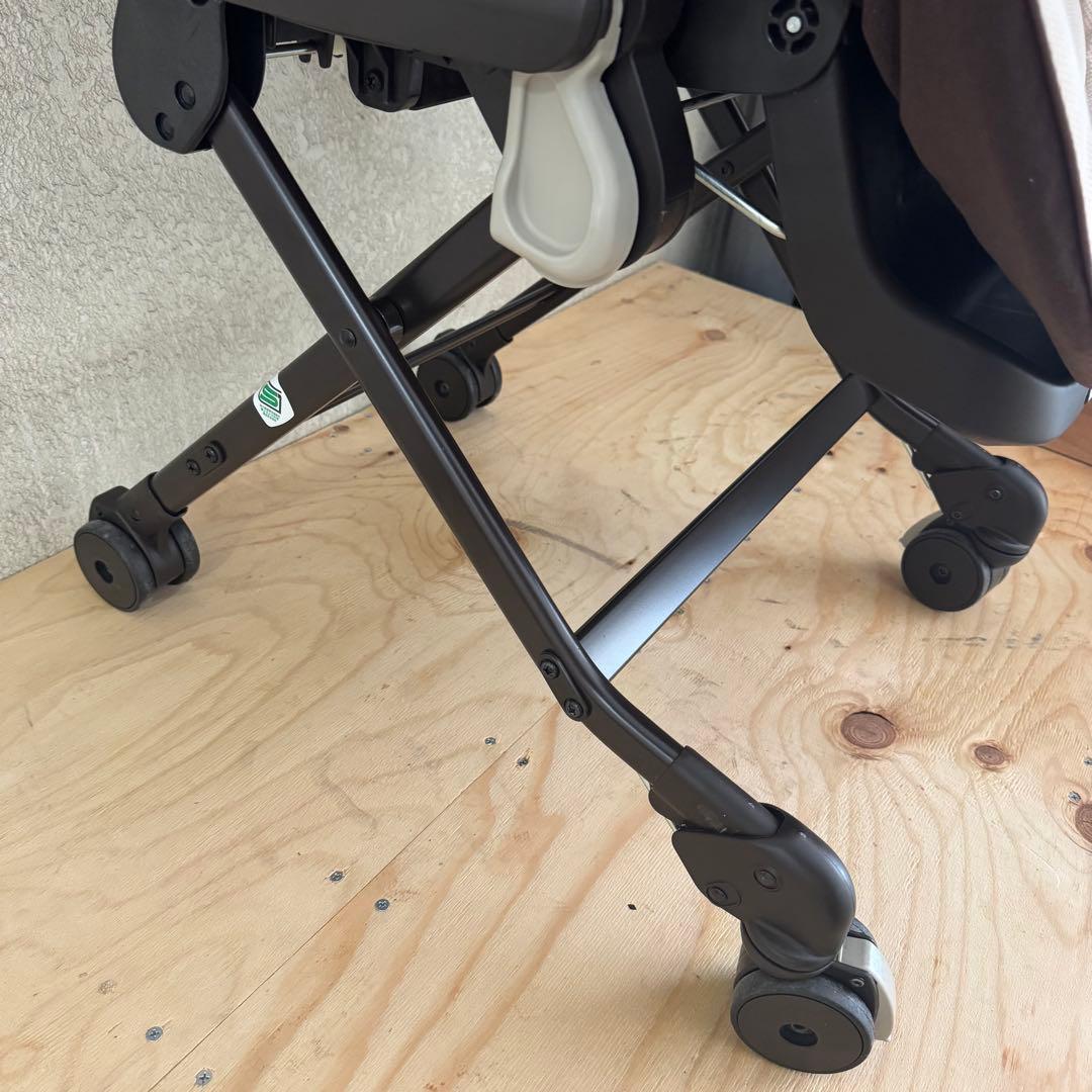 E183◆Combi ネムリラ4キャス ハイローチェア SWINGlotta