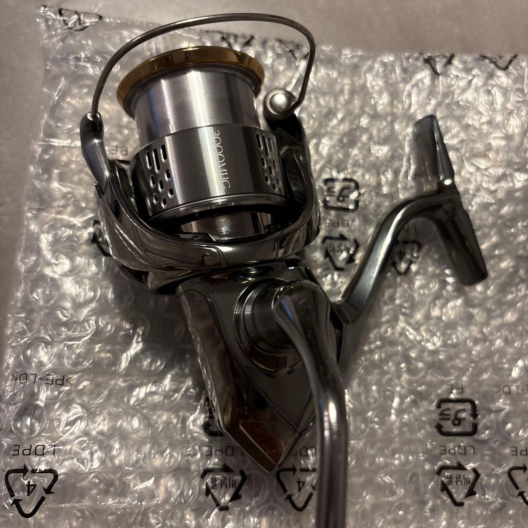 ド*。様 シマノ　18ステラ　3000MHG