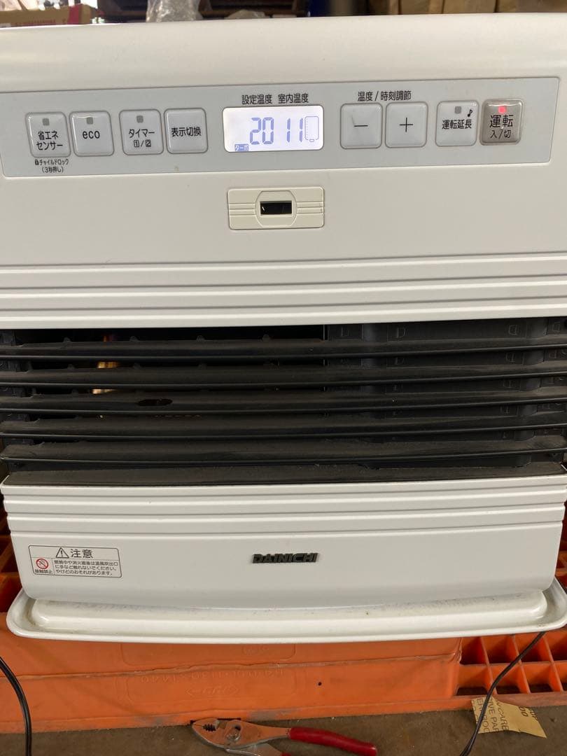 ダイニチ　ブルーヒーター　石油ファンヒーター