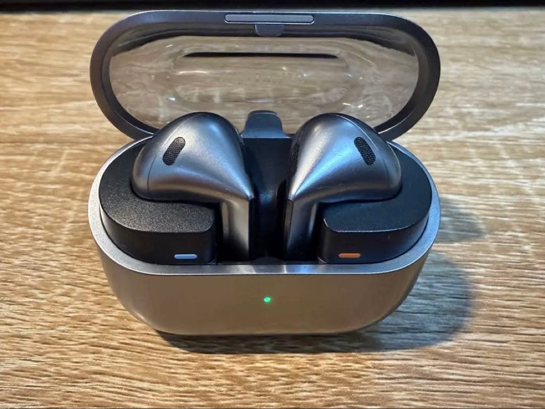 Samsung Galaxy Buds3 グレー 充電ケース・ボックス付き