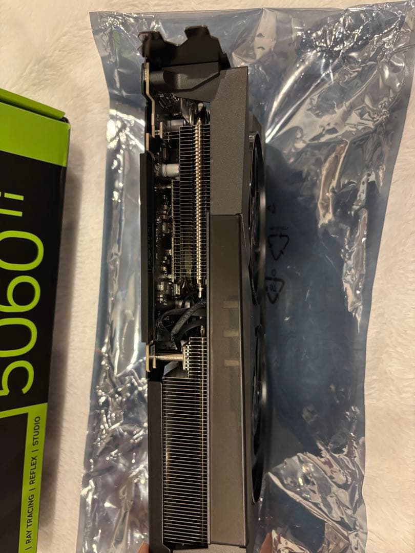 グラフィックボード・グラボ・ビデオカード MSI GeForce RTX 5060 Ti 16GB