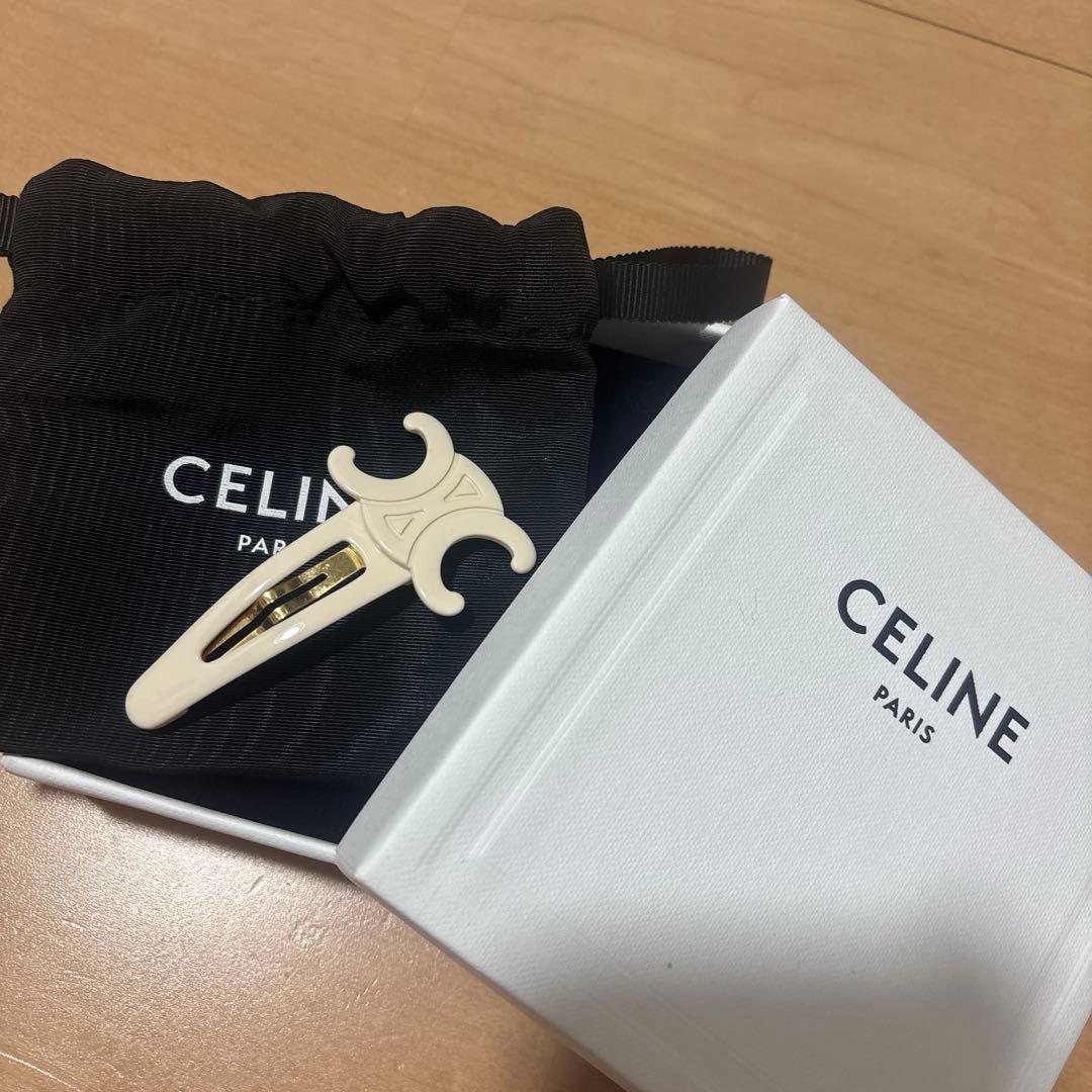CELINE セリーヌ ラージ スナップ ヘアクリップ