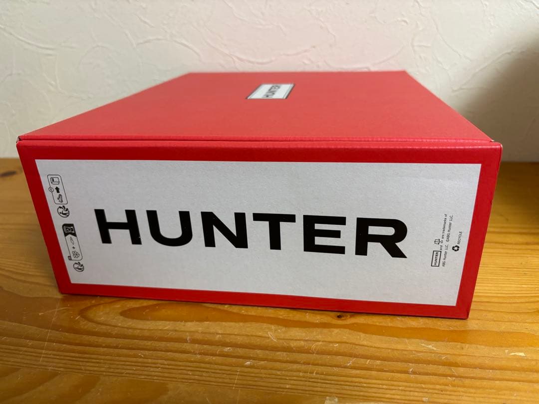 新品未使用⭐︎HUNTER ハンター ロゴ バックストラップブーツ　箱付き
