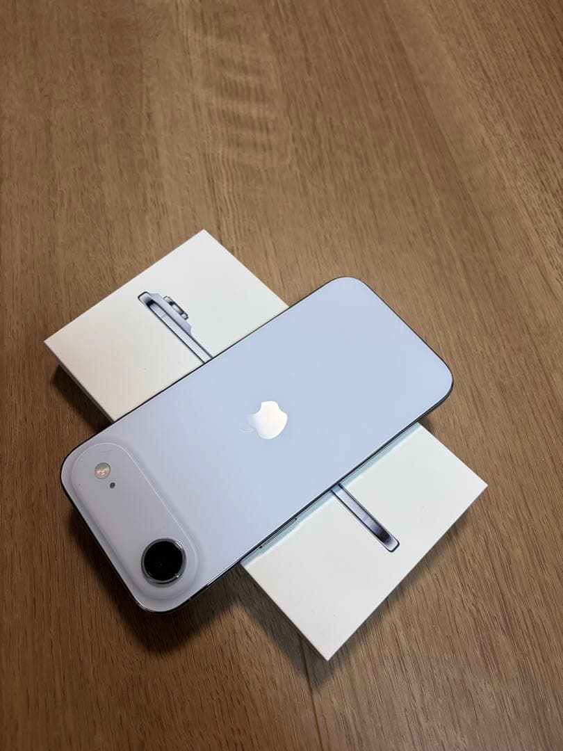 【美品】100% 512GB SIMフリー iPhone Air スカイブルー