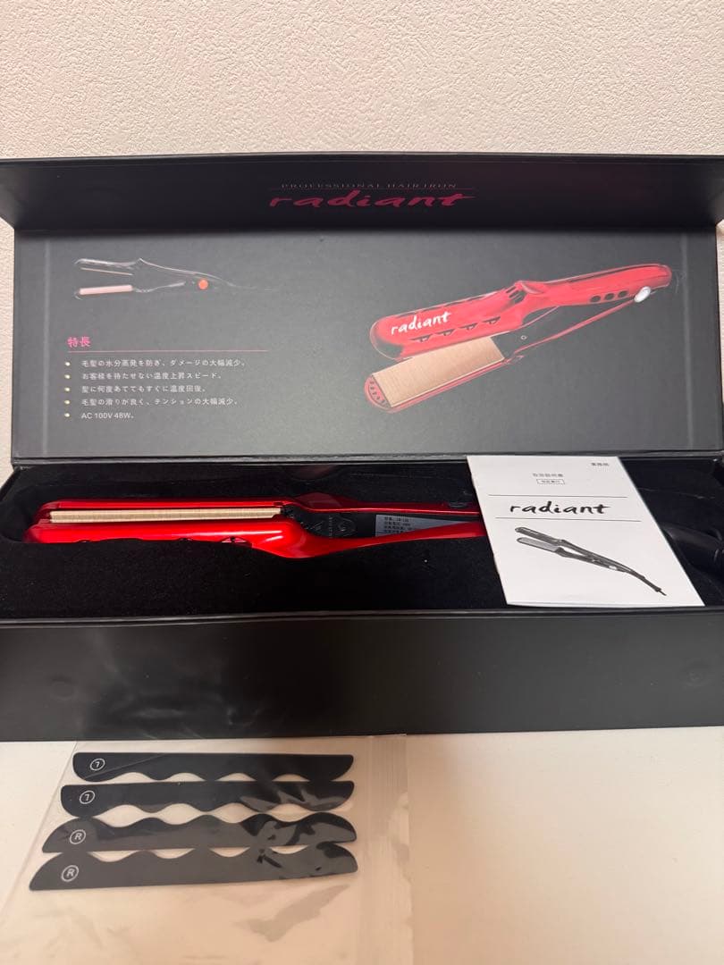 radiant ストレートヘアアイロン 35mm レッド