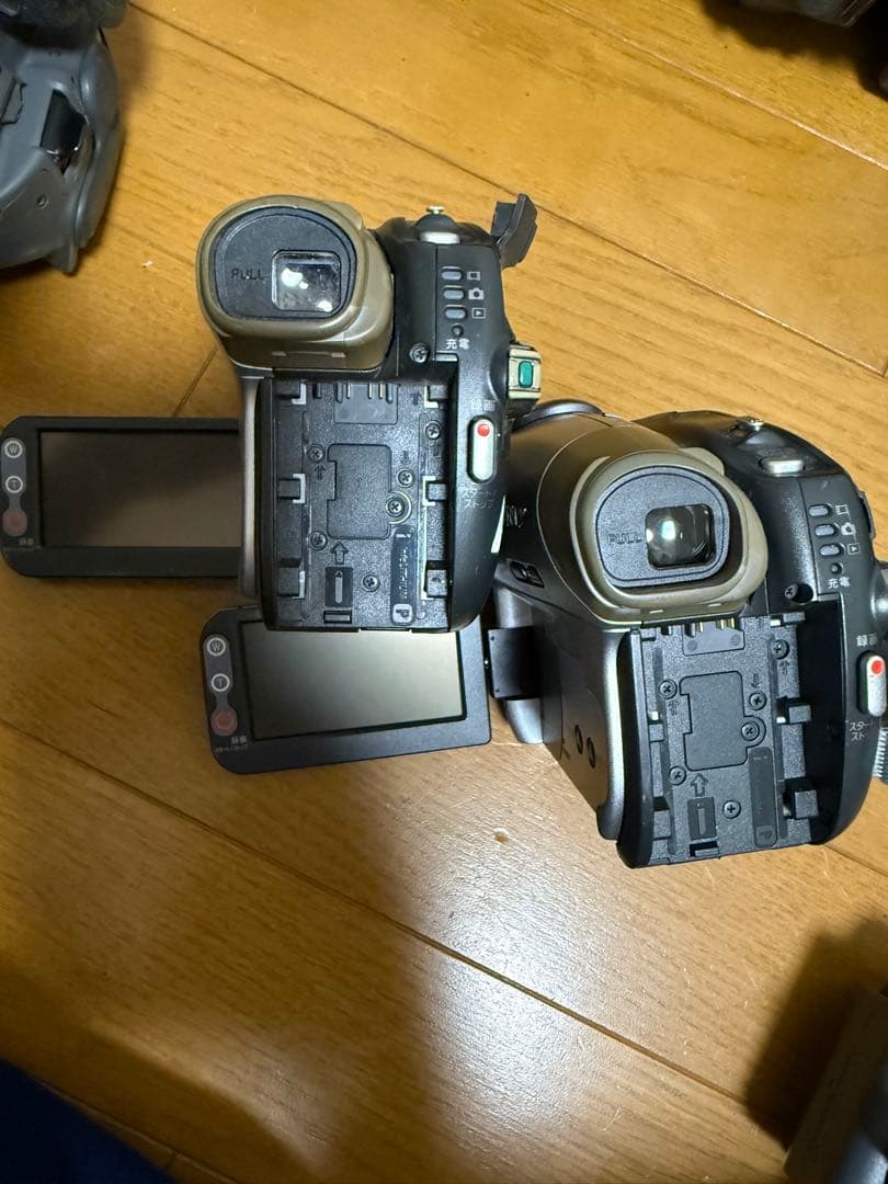 SONY-Victor Everio HDDビデオカメラ 赤 13台ジャンク品