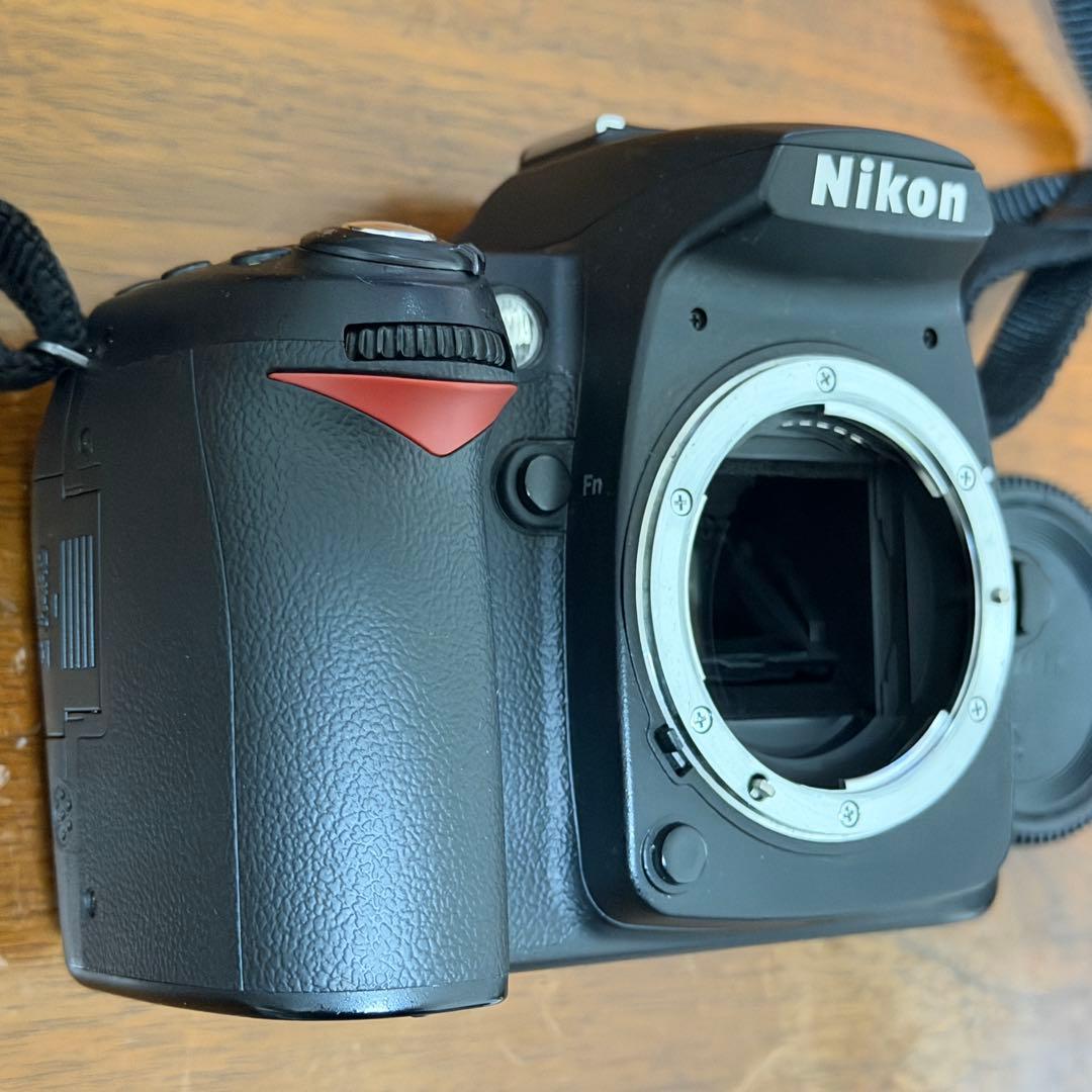 Nikon D90 デジタル一眼レフカメラ 本体　※オマケ付き