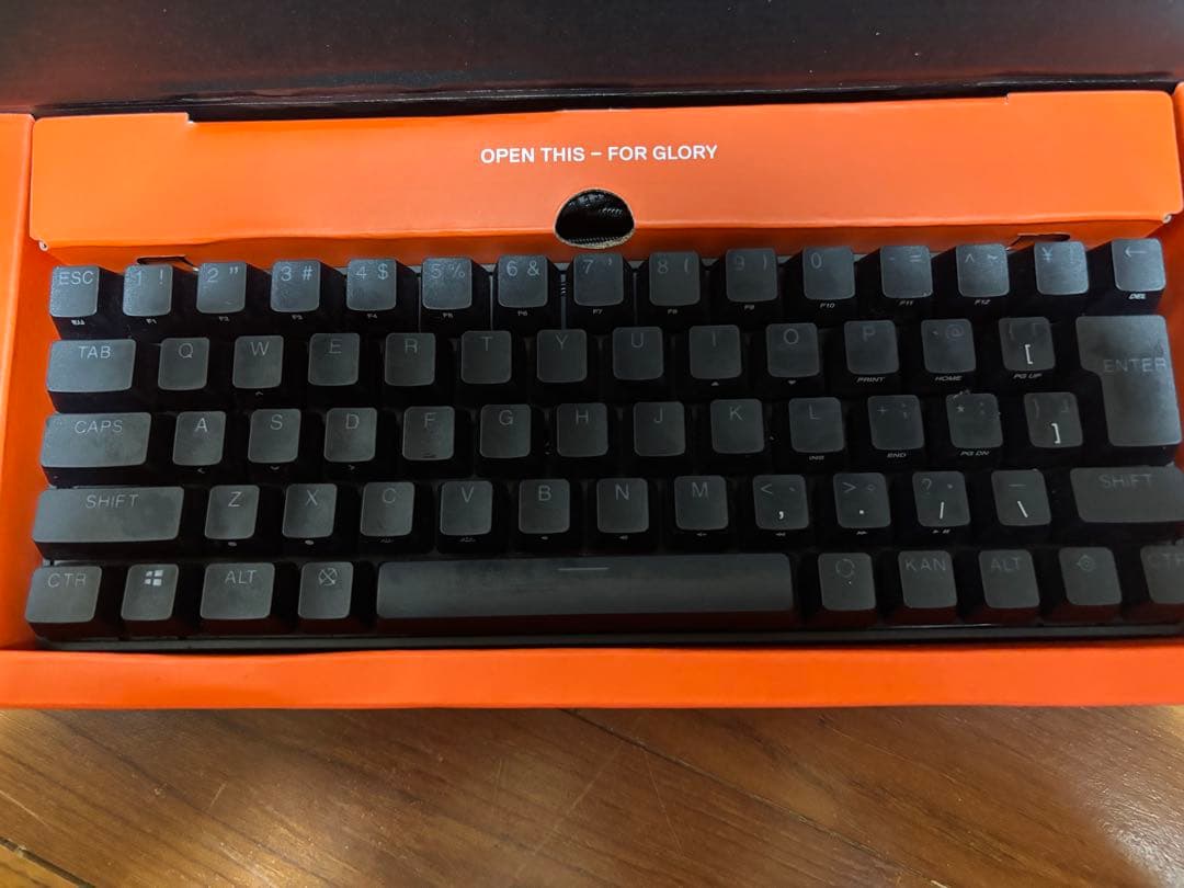 SteelSeries Apex Pro Mini キーボード本体