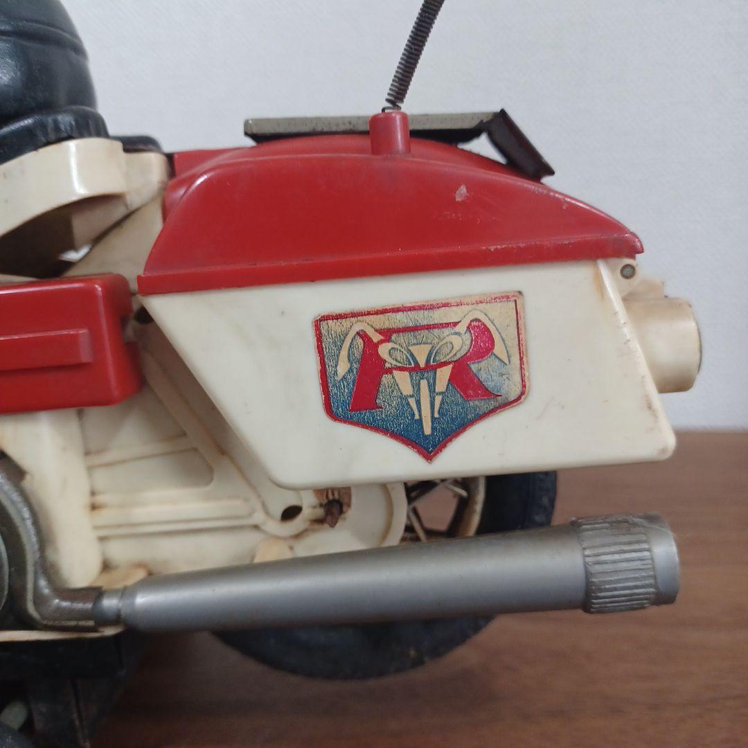 当時物　ヨネザワ製　銀マスク「仮面ライダー＆サイクロン号」フリクション走行玩具