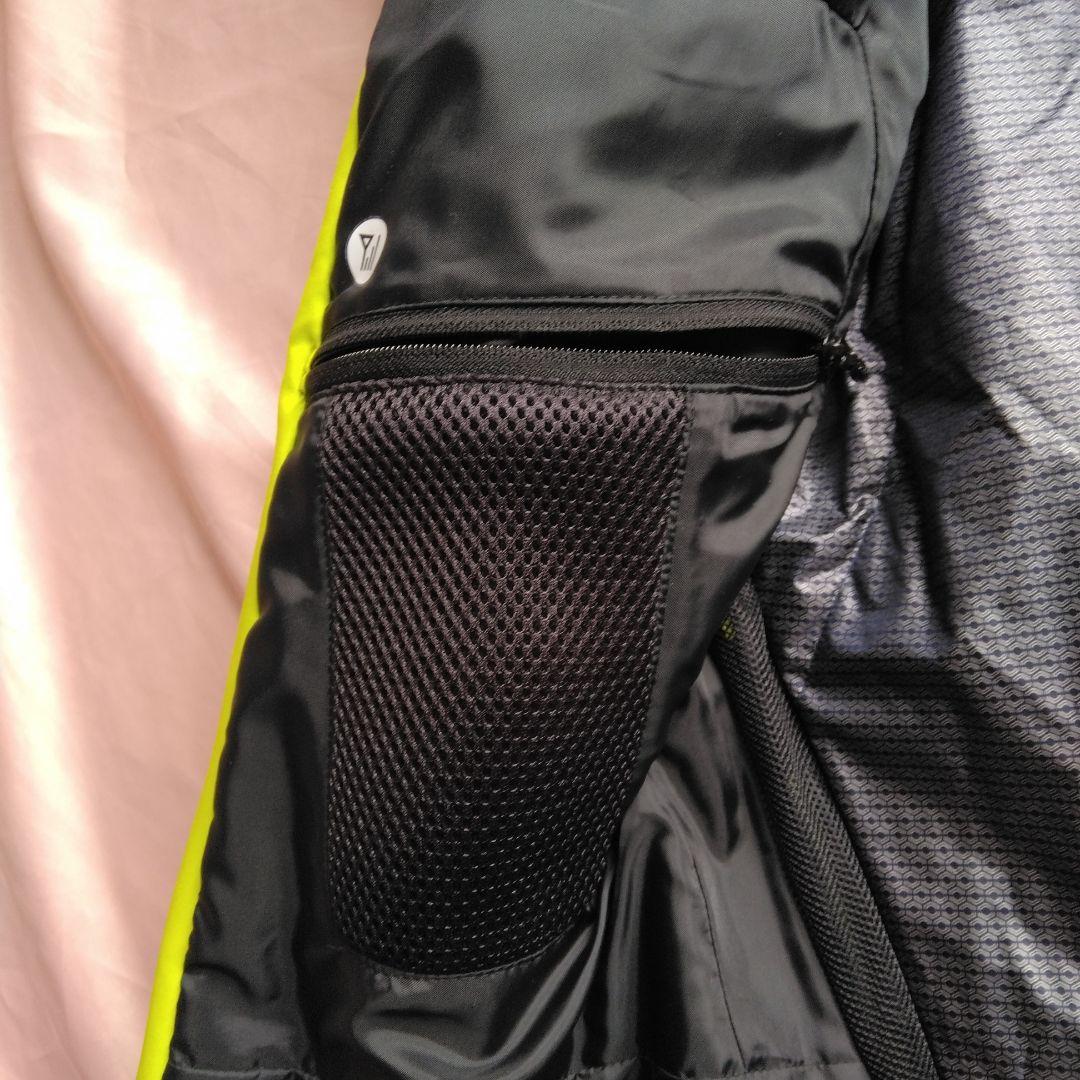 DESCENTE スキーウェアとズボン swisscomスイスナショナルモデル