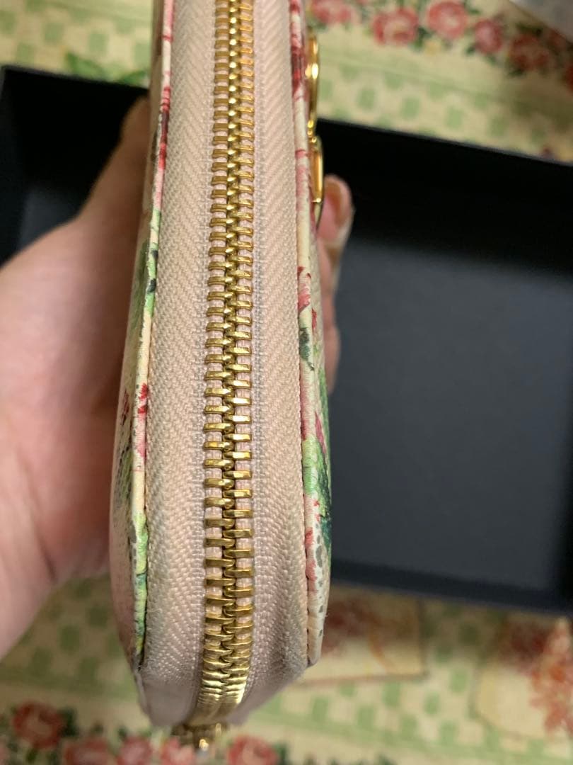 Dolce & Gabbana 花柄 長財布