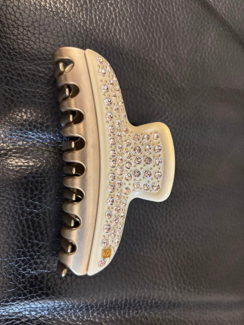 ALEXANDRE DE PARIS ヘアクリップ ホワイト　Lサイズ