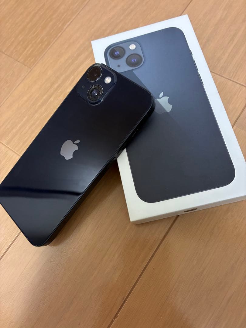 Apple iPhone 13 ミッドナイト本体