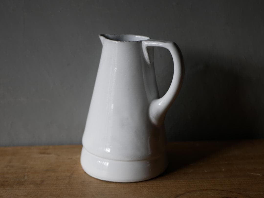 うさこ　アスティエ・ド・ヴィラット　花器　フラワーベース　パリ　ピッチャー