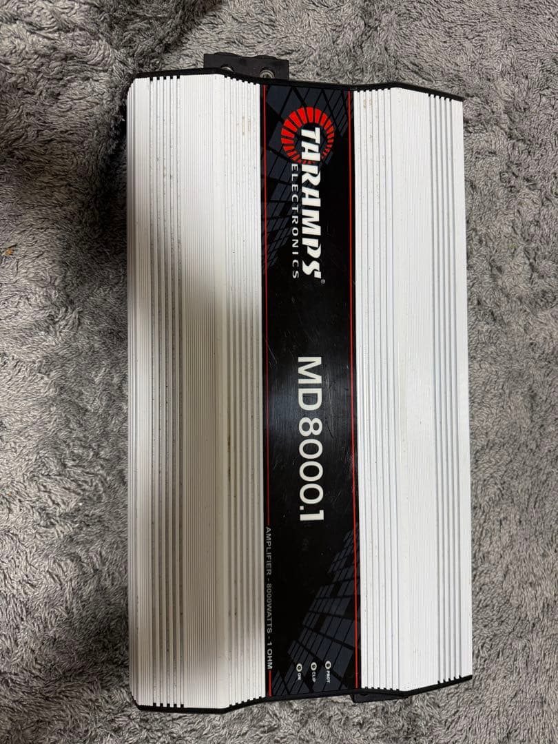 タランプス MD 8000 1ohm カーアンプ