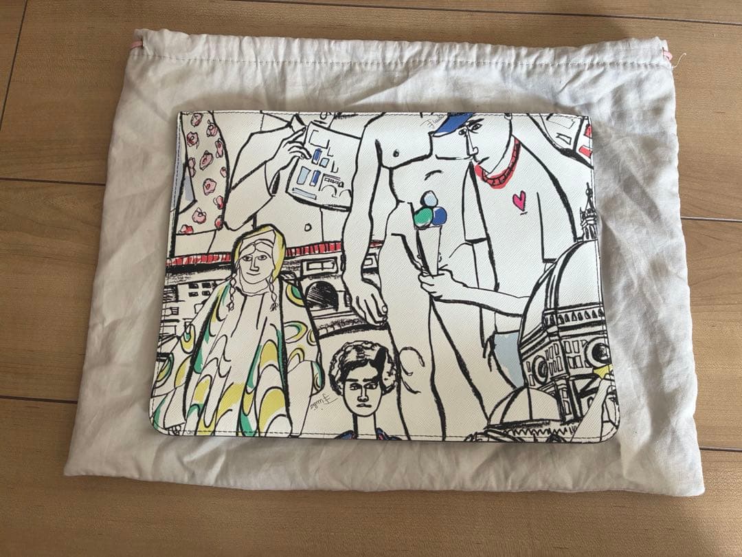 【新品同様】エミリオプッチ クラッチ　レア柄