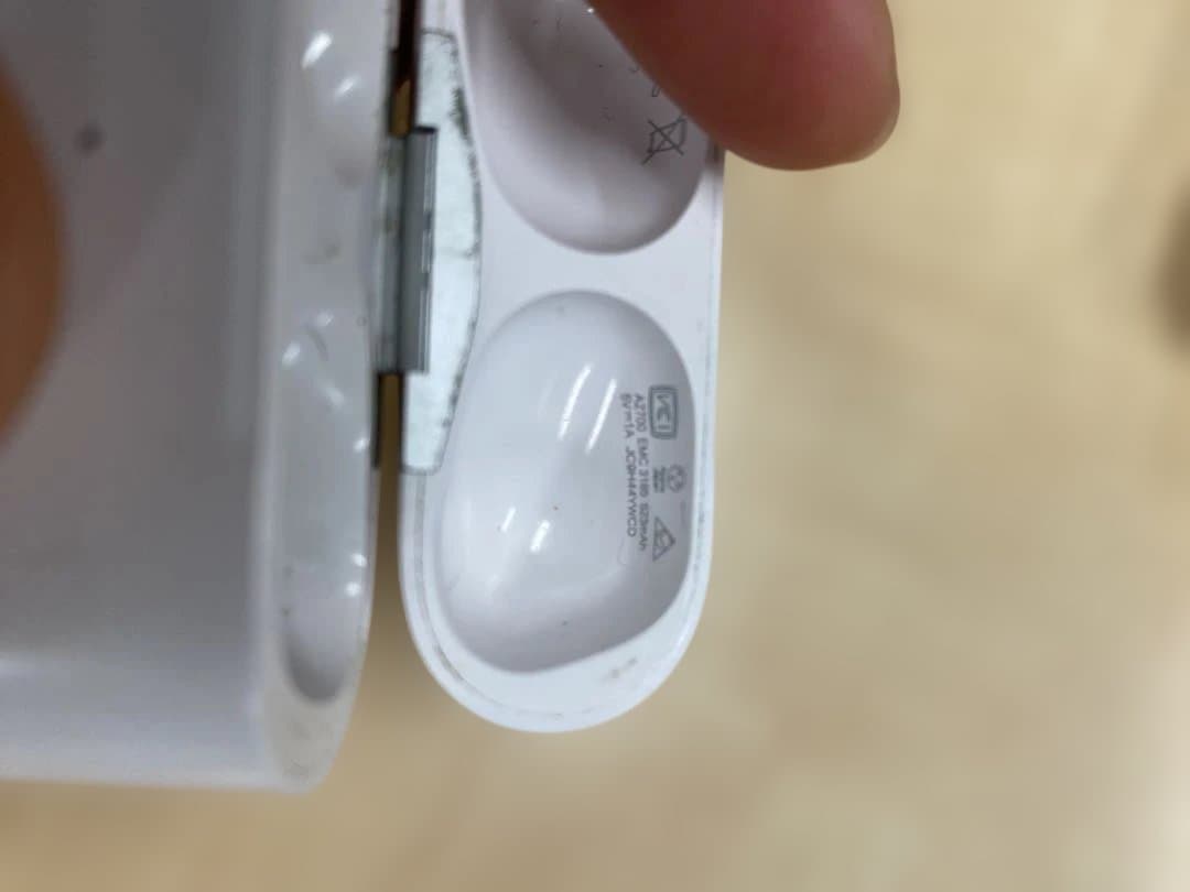 【ジャンク】AppleAirPods Pro 第2世代Lightning左耳不良