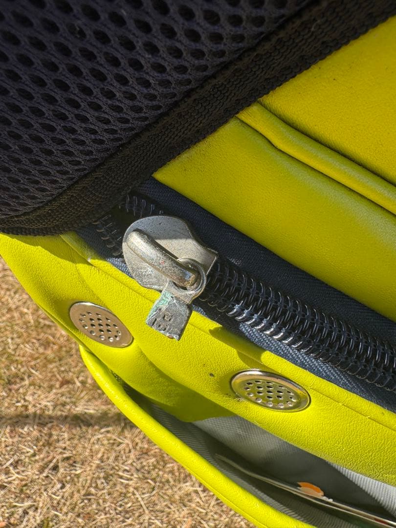 ゼクシオゴルフセット一式とパーリーゲイツバック