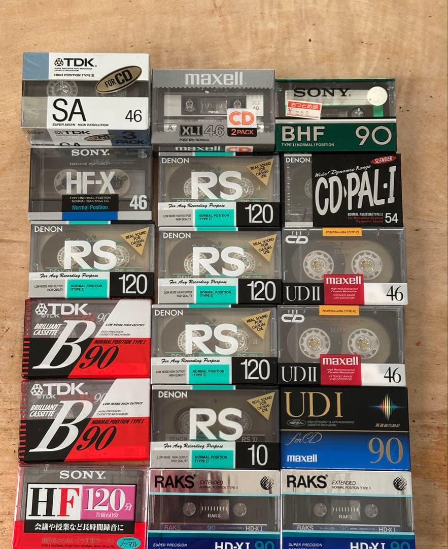 カセットテープ　未使用