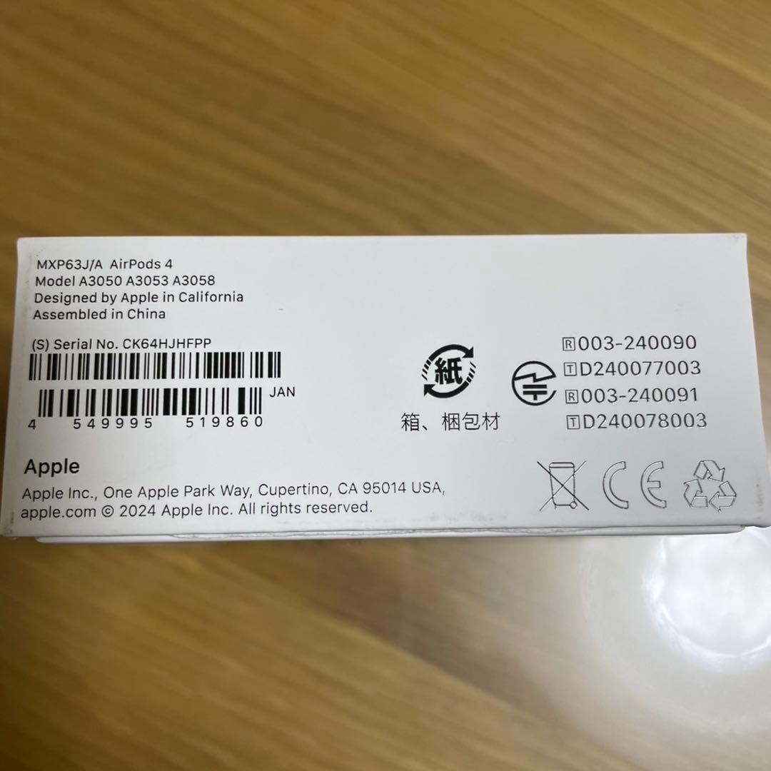 AirPods4本体 充電ケース付き 右耳なし