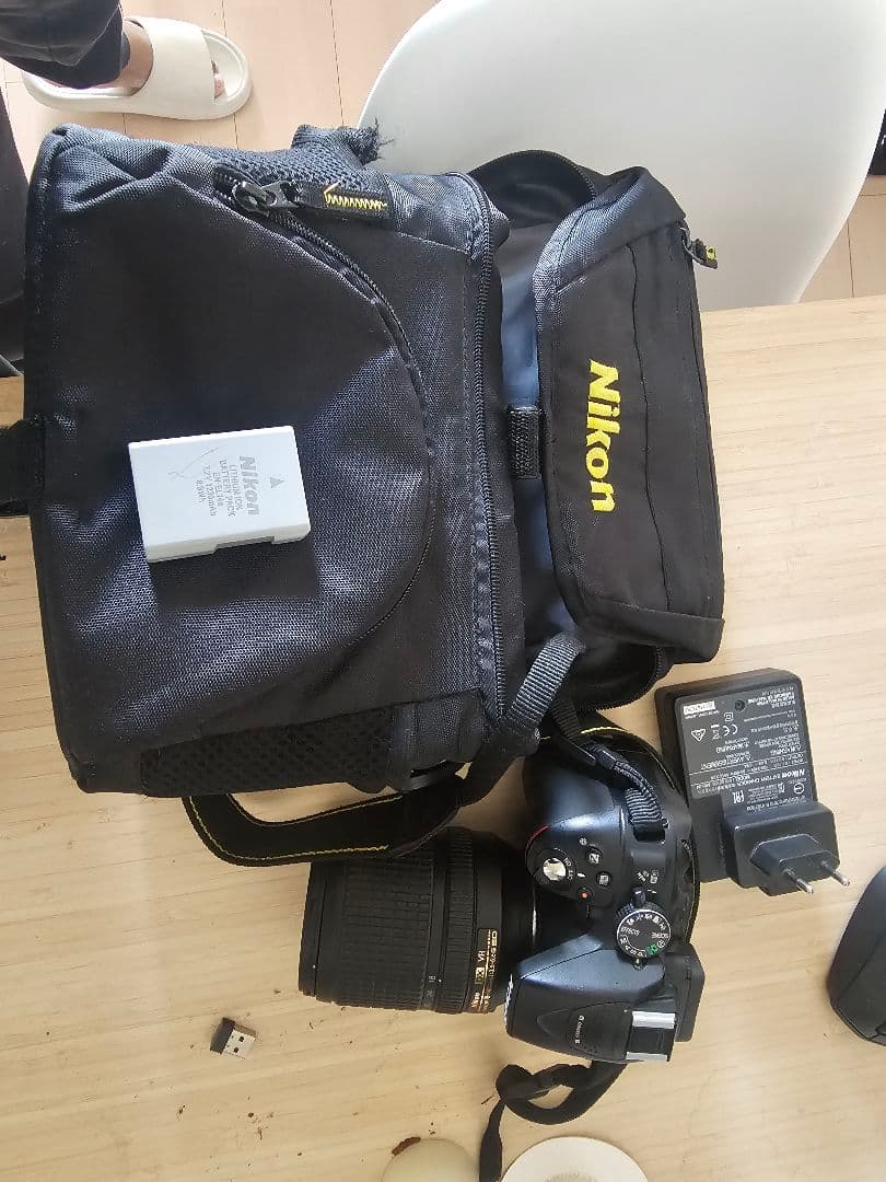 Nikon D5300 18-140mm レンズキット【訳あり・動作確認済み】