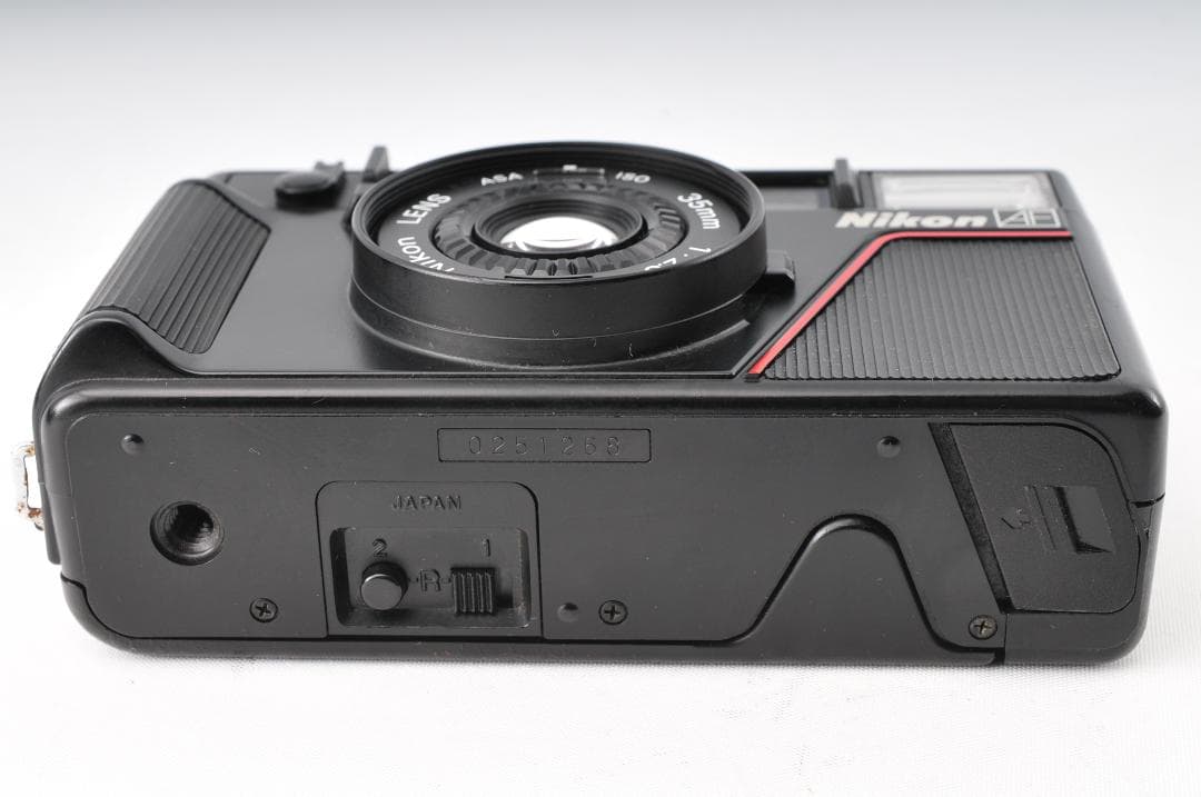 完動品　NIKON L35AF コンパクトフィルムカメラ ISO400 11