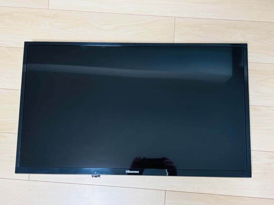 32型液晶テレビ　ハイセンス