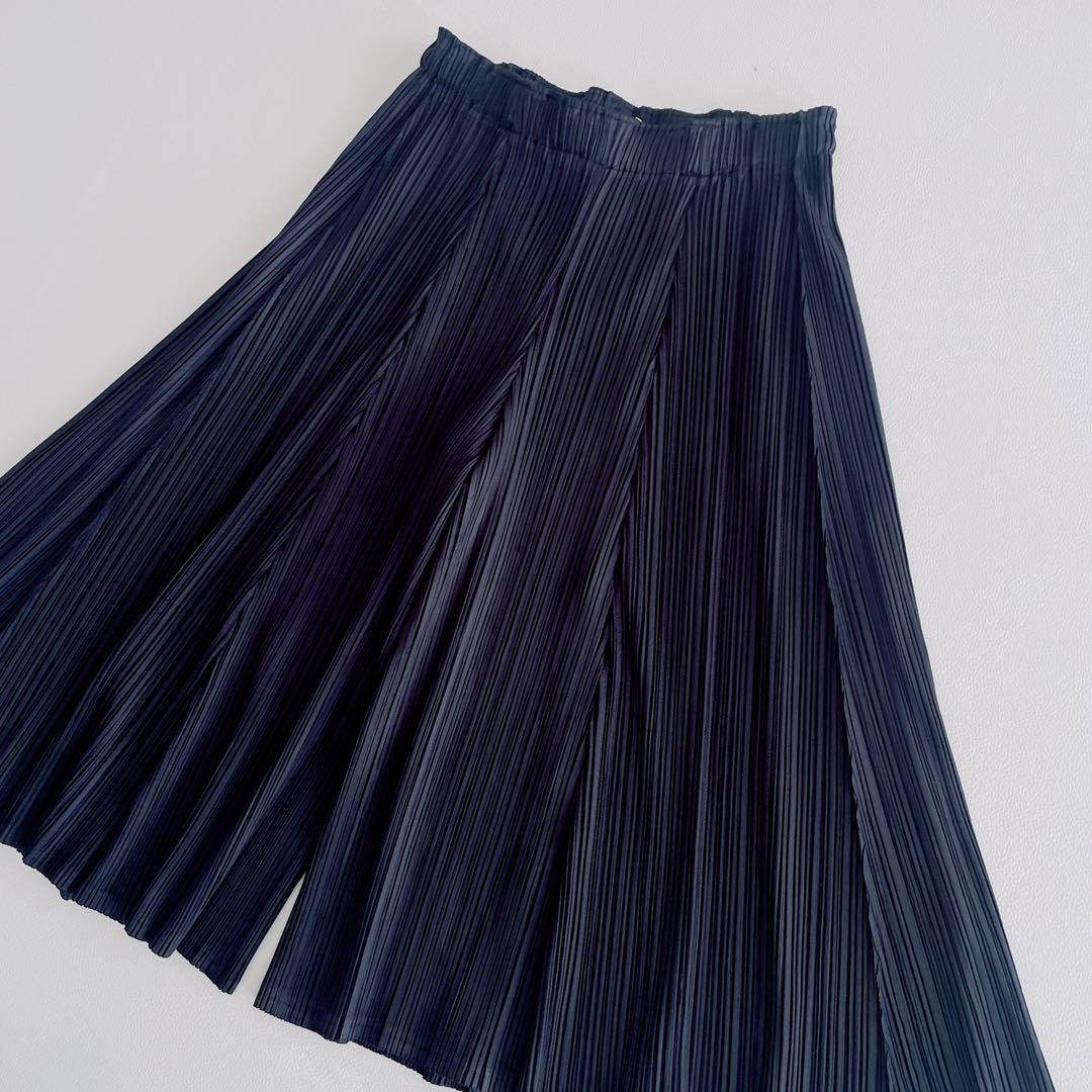 美品✨プリーツプリーズ　プリーツパンツ　キュロットスカート　ネイビー　サイズ3