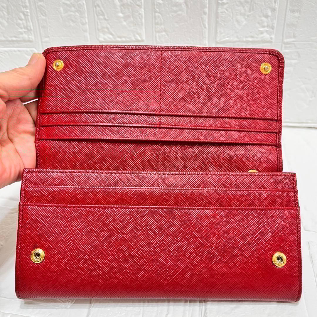 美品✨プラダ　フィオッコ　サフィアーノ　リボン　赤　カードケース付き