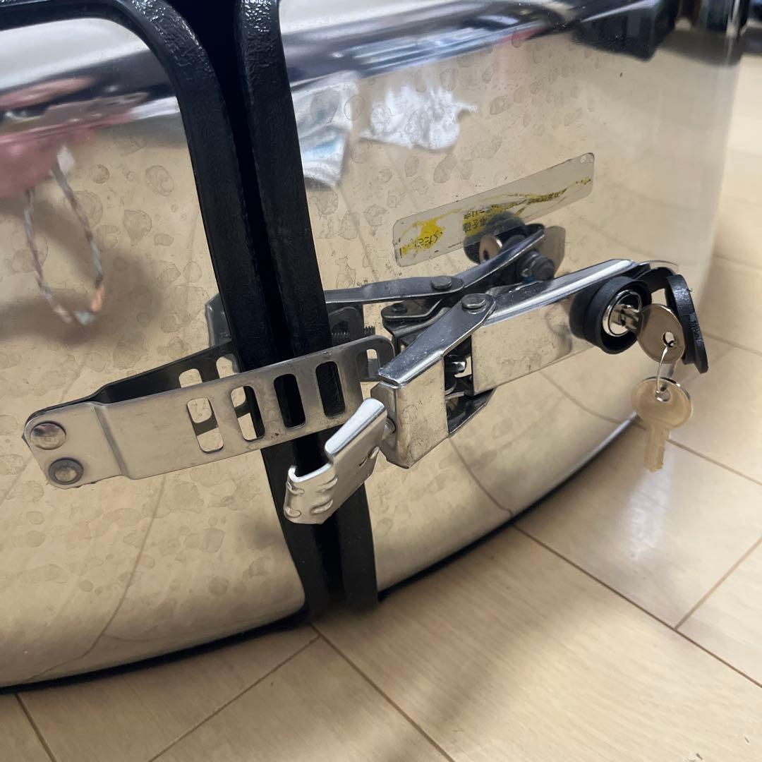 JLラングラー専用ハードタイヤカバー＋ステンレスリング　価格相談下さい！