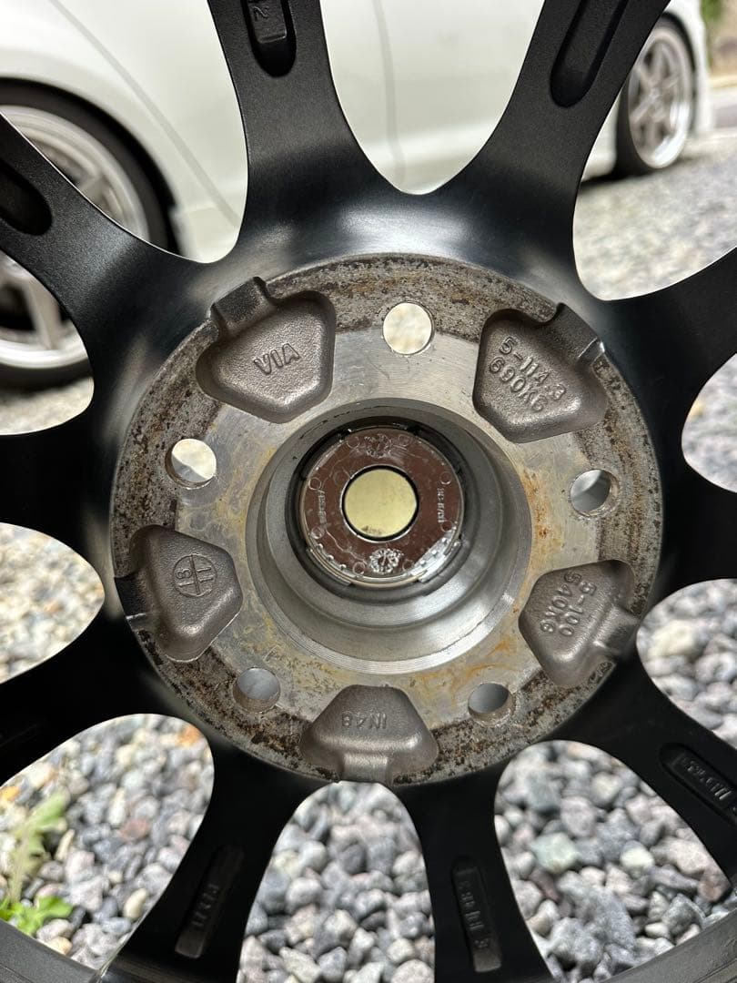 ダンロップ　スタッドレス　17インチ　4本セット