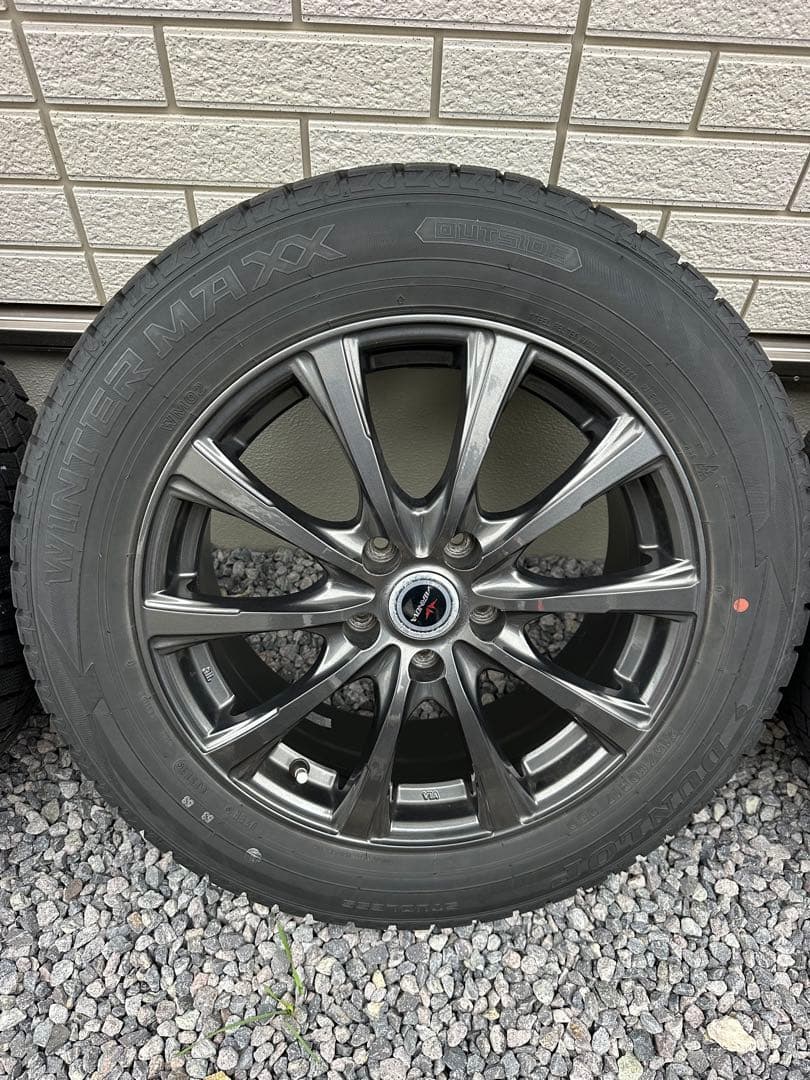 ダンロップ　スタッドレス　17インチ　4本セット