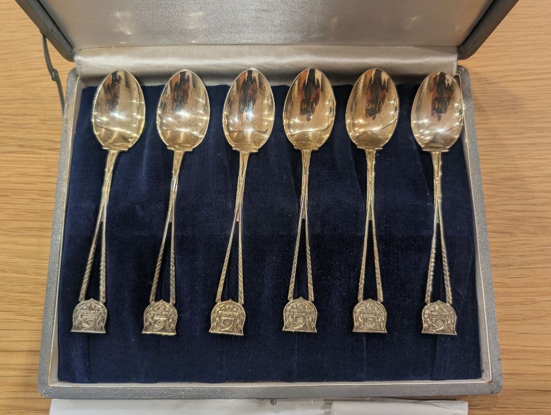 アンティーク スプーンセット（SILVER刻印／6本／ケース付き）