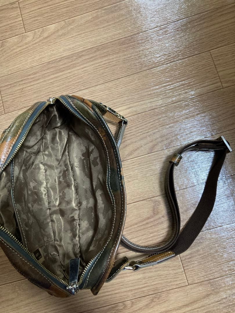 Aniary 迷彩・カモフラ レザーボディバッグ