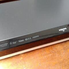 AQUOS　ブルーレイレコーダBD-W580　 純正リモコン付き 【2016年】