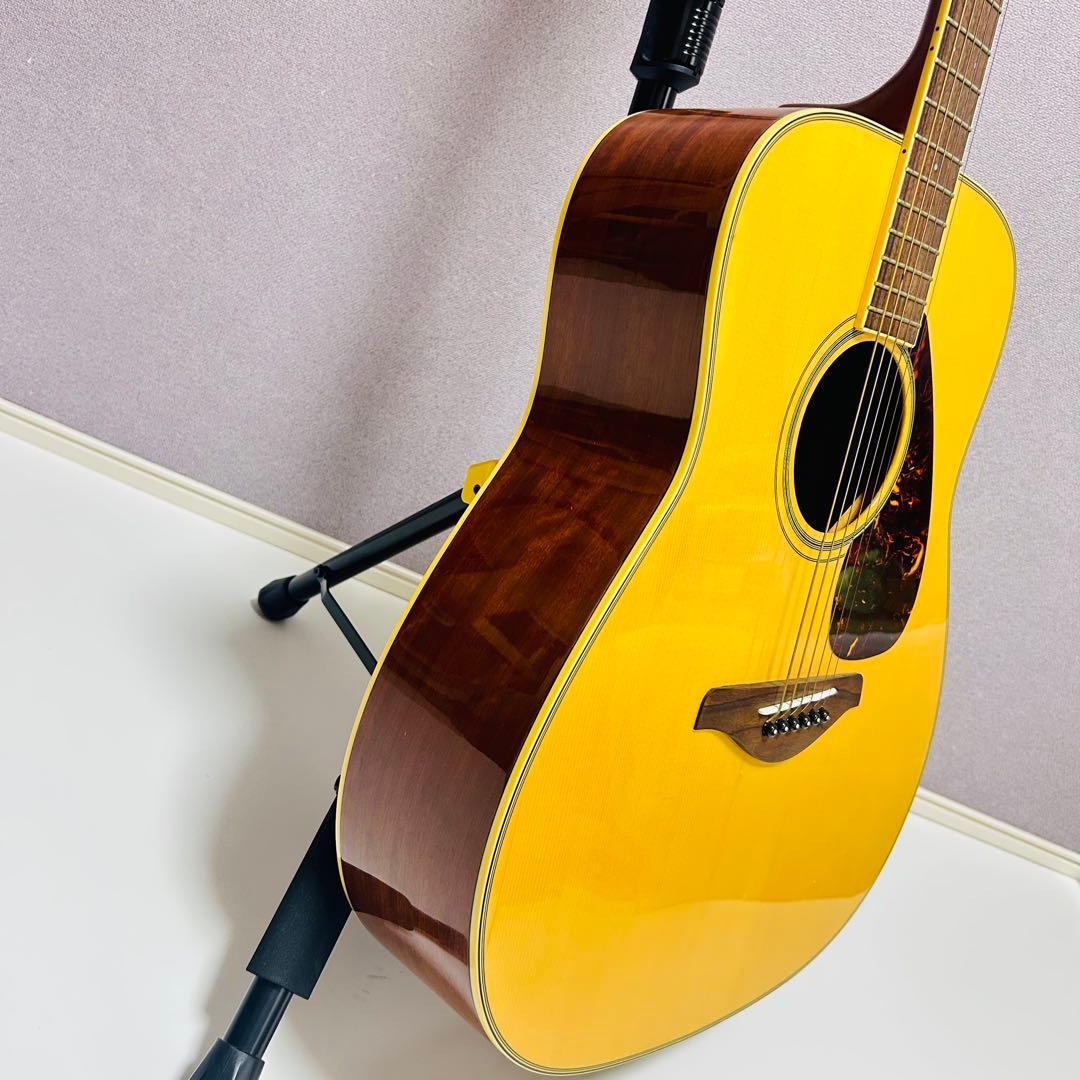 【極美品】YAMAHA アコースティックギター FG720S
