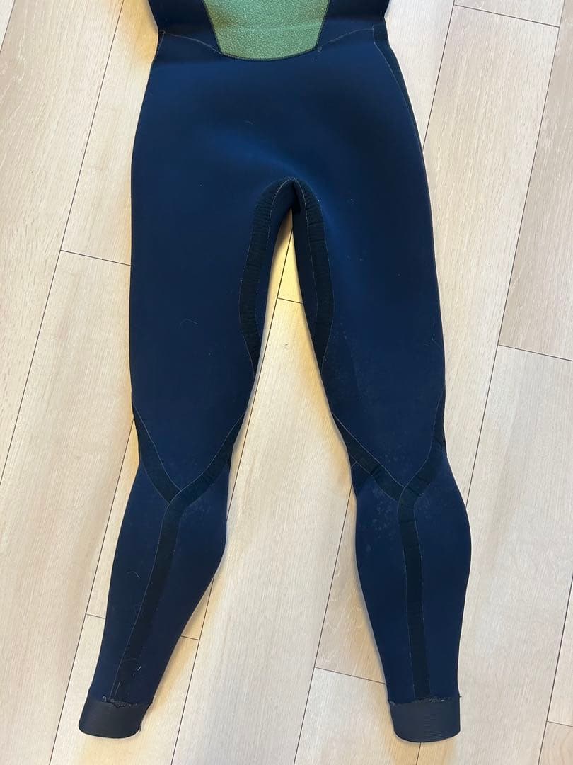 AIRTIGHT ドライスーツ　MLサイズ