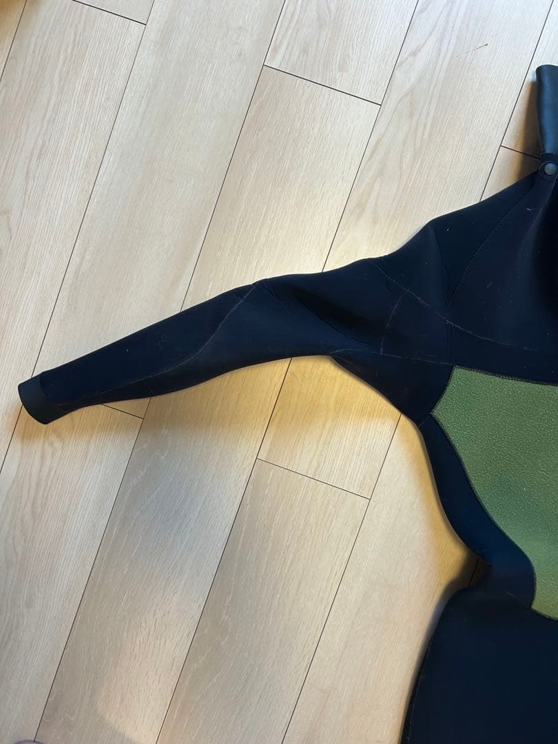 AIRTIGHT ドライスーツ　MLサイズ