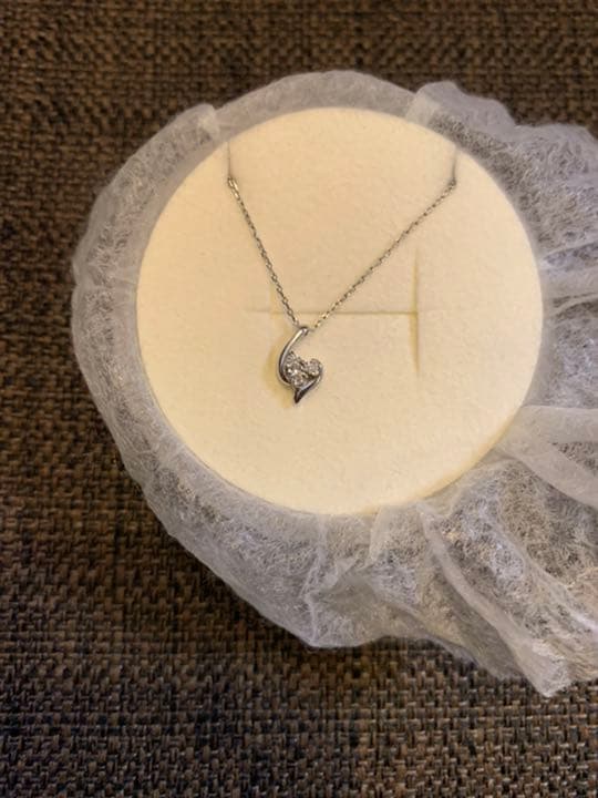 4℃ ヨンドシー　ダイヤモンド　ネックレス　プラチナ　ハート